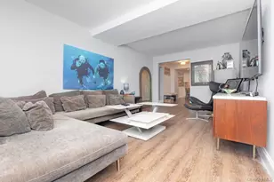 15 Leewood Cir, Eastchester, NY 10709 - Photo 9