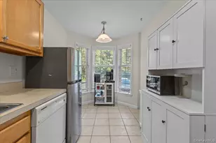 203 Alexandra Ct, Carmel, NY 10512 - Photo 5