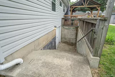 61 W End Avenue, Shirley, NY 11967 - Photo 23