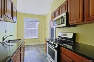 1470 Midland Ave, Bronxville, NY 10708 - Photo 9