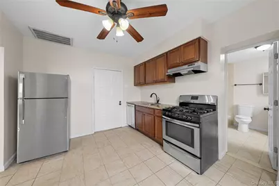 402 Jericho Turnpike #4, New Hyde Park, NY 11040 - Photo 3