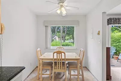 302 Bentley Court W, Saint James, NY 11780 - Photo 25