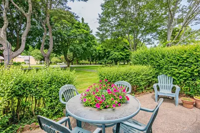 302 Bentley Court W, Saint James, NY 11780 - Photo 7