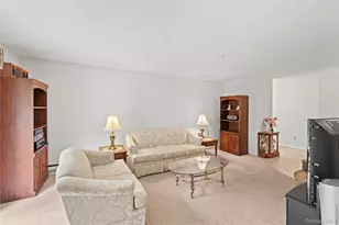 302 Bentley Ct W, Saint James, NY 11780 - Photo 29