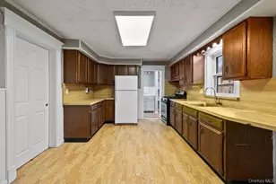 38 Cosgrove Ave, West Haverstraw, NY 10993 - Photo 13