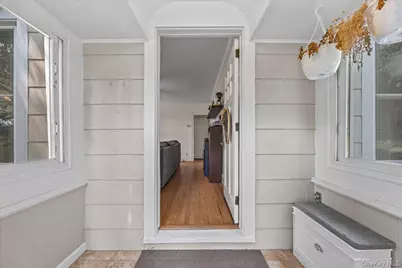 179 Serrano Avenue, Hawthorne, NY 10532 - Photo 3
