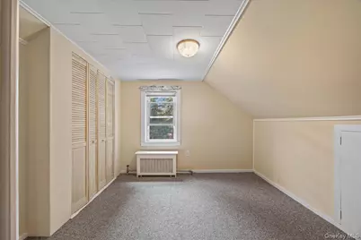 179 Serrano Avenue, Hawthorne, NY 10532 - Photo 19