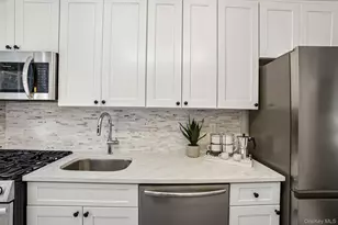 600 Bedford Rd, Pleasantville, NY 10570 - Photo 9