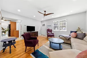 10 Valleywood Dr, Huntington Station, NY 11746 - Photo 15