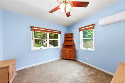 10 Valleywood Drive, Huntington Station, NY 11746 - Photo 27