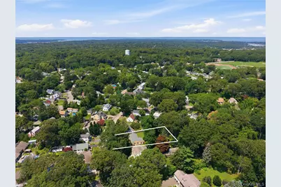10 Valleywood Drive, Huntington Station, NY 11746 - Photo 39