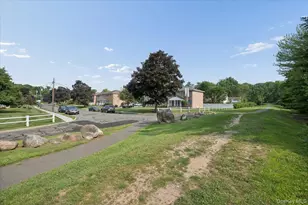 167 Meyer Oval, Pearl River, NY 10965 - Photo 9