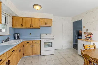 38 Seely Street, Walden, NY 12586 - Photo 11