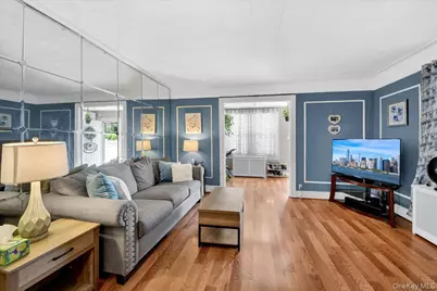 322 Logan Avenue, Bronx, NY 10465 - Photo 5