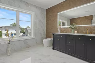 1025 Mirabelle Ave, Westbury, NY 11590 - Photo 23