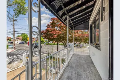1066 E 219th Street, Bronx, NY 10469 - Photo 29