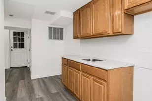 1066 E 219th St, Bronx, NY 10469 - Photo 27