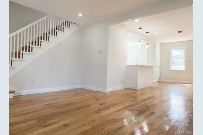 2431 Deerfield Road, Far Rockaway, NY 11691 - Photo 5