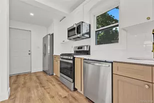 42 Satterie Ave, Valley Stream, NY 11580 - Photo 11