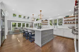 2 Lands End Rd, Locust Valley, NY 11560 - Photo 13