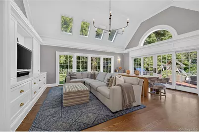 2 Lands End Road, Locust Valley, NY 11560 - Photo 19