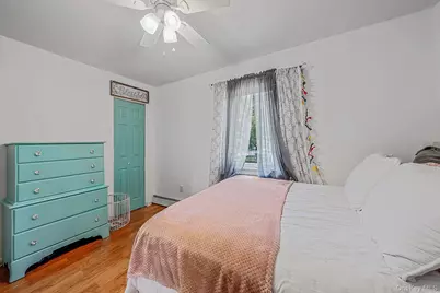10 Turnpike Boulevard, Middle Island, NY 11953 - Photo 23