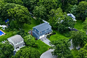 10 Turnpike Blvd, Middle Island, NY 11953 - Photo 5