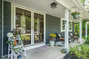 10 Turnpike Blvd, Middle Island, NY 11953 - Photo 27