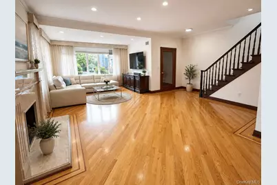 526 Beach 132nd Street, Rockaway Park, NY 11694 - Photo 3
