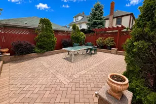 526 Beach 132nd St, Rockaway Park, NY 11694 - Photo 13