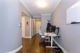 1385 Broadway, Hewlett, NY 11577 - Photo 9