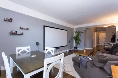1385 Broadway #A-34, Hewlett, NY 11577 - Photo 5