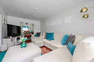 1912 Hunt Ave, Bronx, NY 10462 - Photo 3