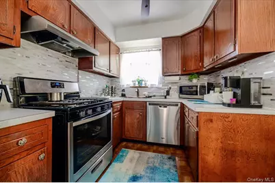 1912 Hunt Avenue, Bronx, NY 10462 - Photo 5