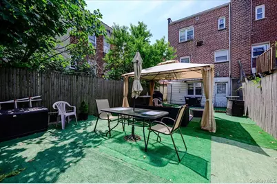 1912 Hunt Avenue, Bronx, NY 10462 - Photo 21