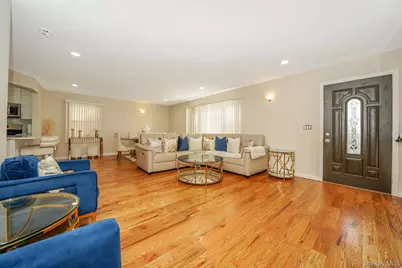 253-07 Memphis Avenue, Rosedale, NY 11422 - Photo 11