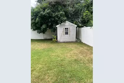68 Cliff Drive, Hicksville, NY 11801 - Photo 21