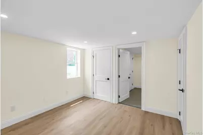 69 Edgewood Road #B, Port Washington, NY 11050 - Photo 11