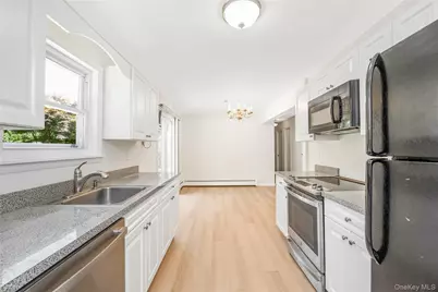 93 Raynor Road, Ridge, NY 11961 - Photo 17