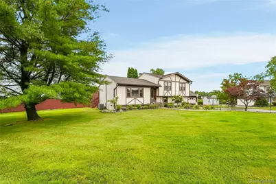23 Buckingham Place, Washingtonville, NY 10992 - Photo 5