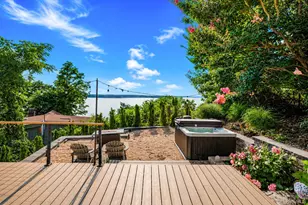 26 Argyle Dr, Northport, NY 11768 - Photo 9