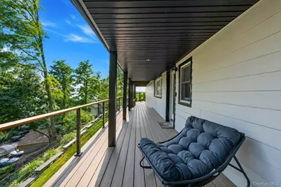 26 Argyle Drive, Northport, NY 11768 - Photo 5