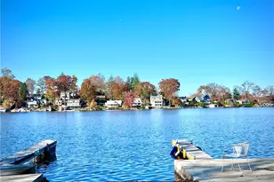 174 E Lake Blvd, Mahopac, NY 10541 - Photo 3
