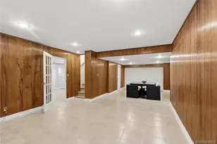50 Flamingo Rd, Roslyn, NY 11576 - Photo 39
