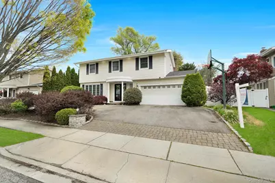 20 Sagamore Way S, Jericho, NY 11753 - Photo 1