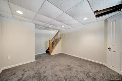 20 Sagamore Way S, Jericho, NY 11753 - Photo 29