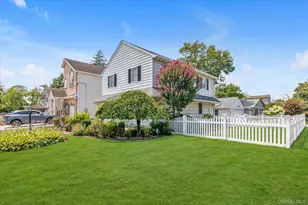 810 Ibsen St, Woodmere, NY 11598 - Photo 3