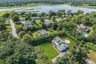 705 Fanning Rd, New Suffolk, NY 11956 - Photo 5