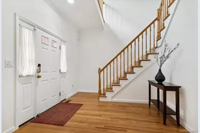 921 Shore Acres Drive, Mamaroneck, NY 10543 - Photo 3