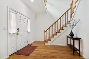 921 Shore Acres Dr, Mamaroneck, NY 10543 - Photo 3